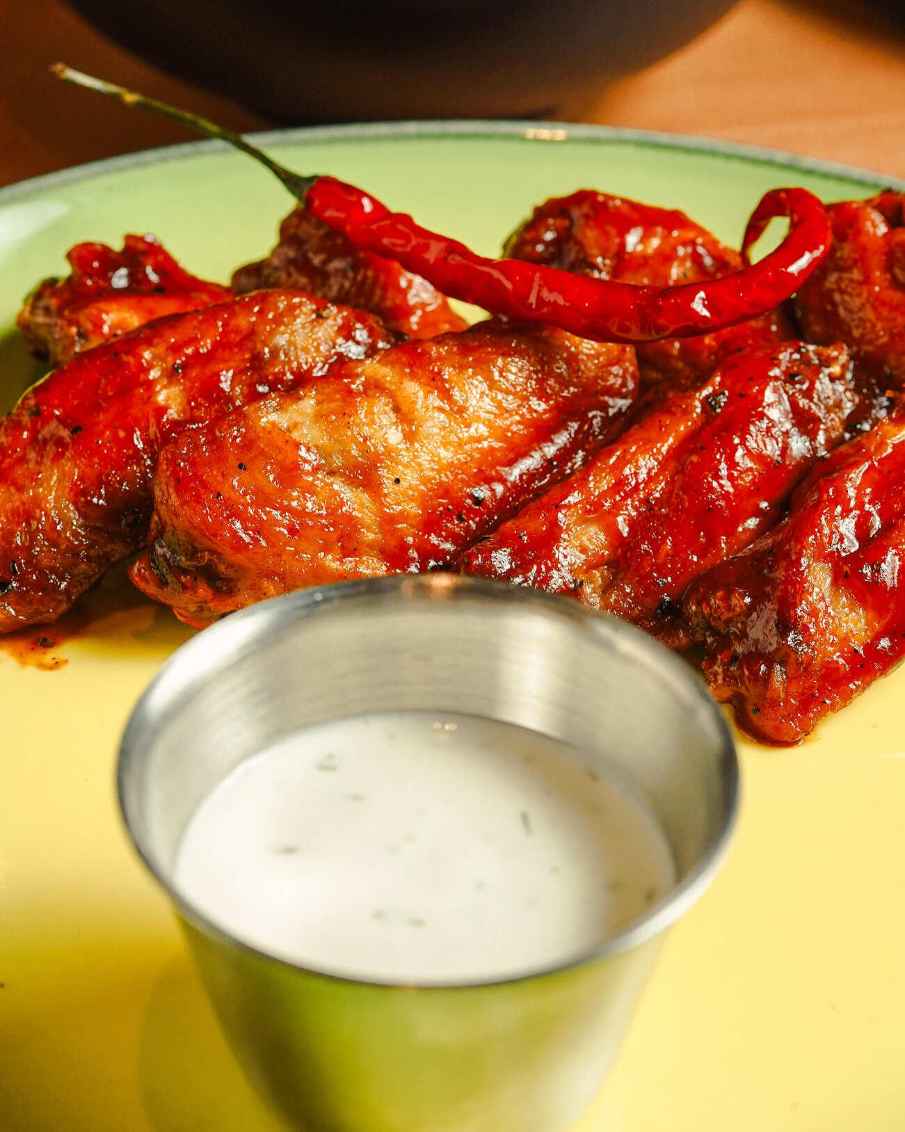 DJANGO'S CHICKEN WINGS
