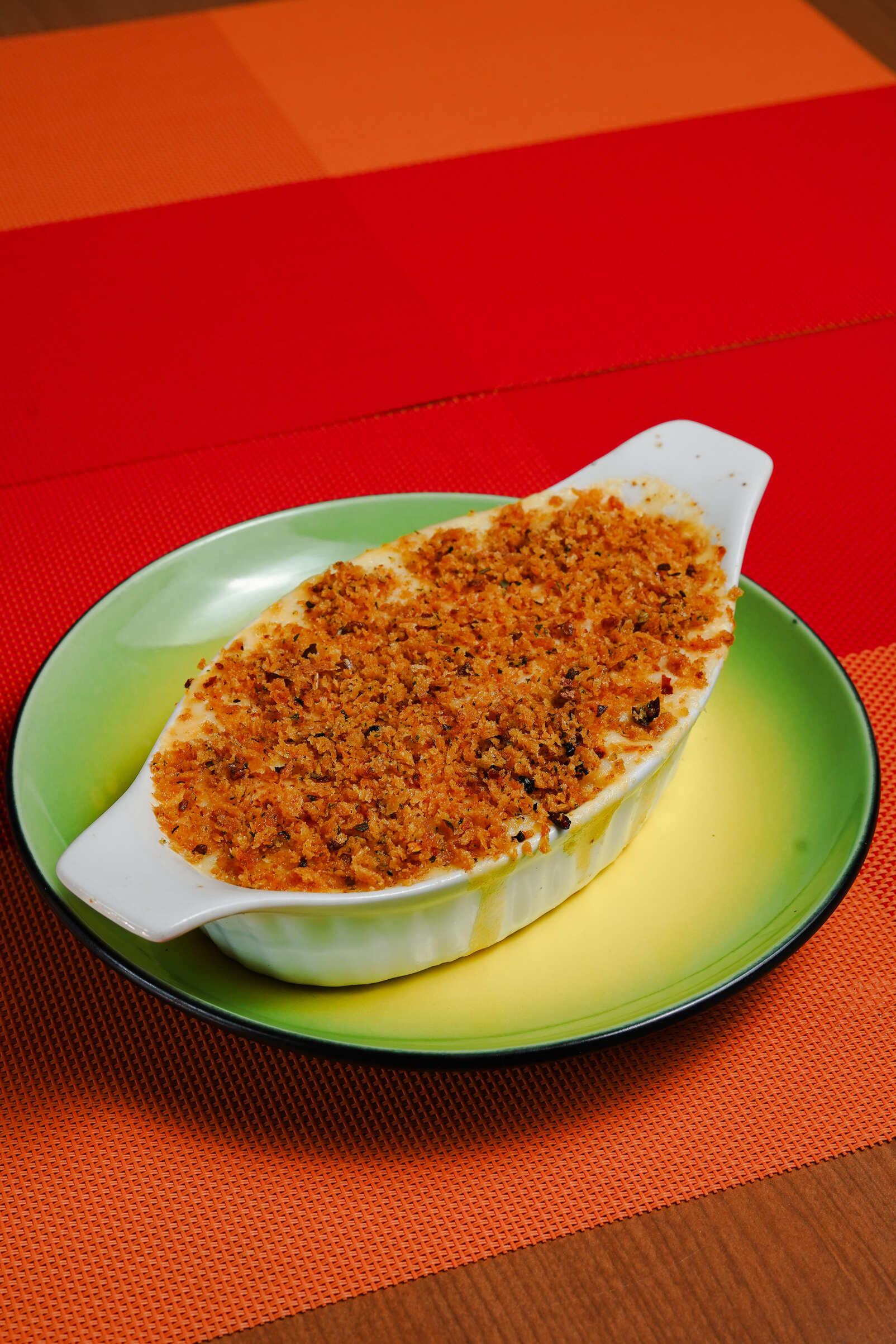 MAC AND CHEESE